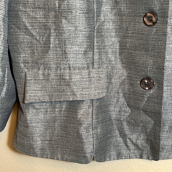 VOIR Collection Silver Plus Size Blazer Suit Jacket - Picture 4 of 12